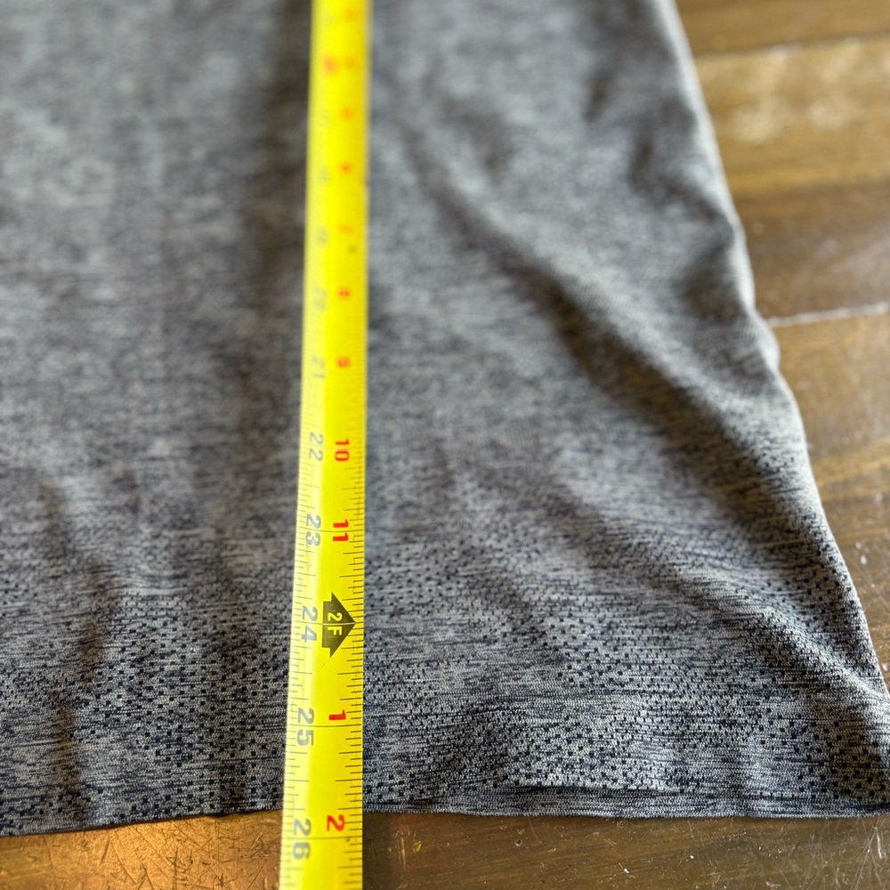 Lululemon Olive Dark Green Run Swiftly Tee Short Sleeve Stretch 8 Active Tech - Picture 6 of 6